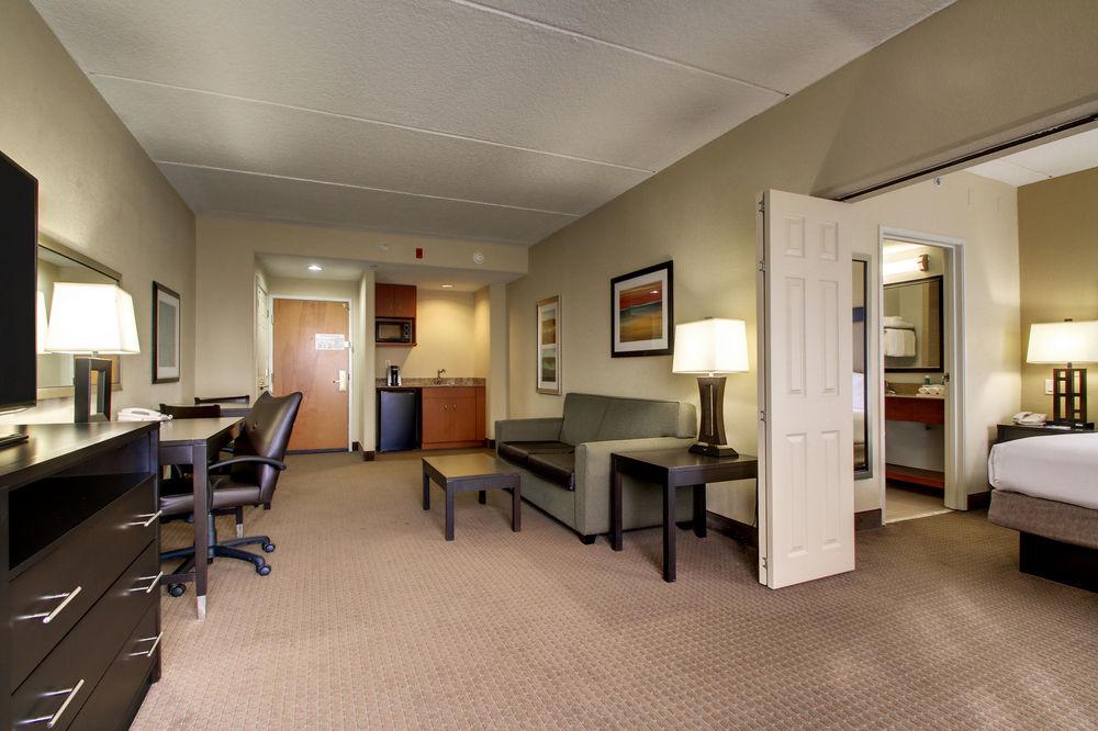 Holiday Inn Express & Suites Jacksonville South East - Medical Center Area By Ihg Extérieur photo