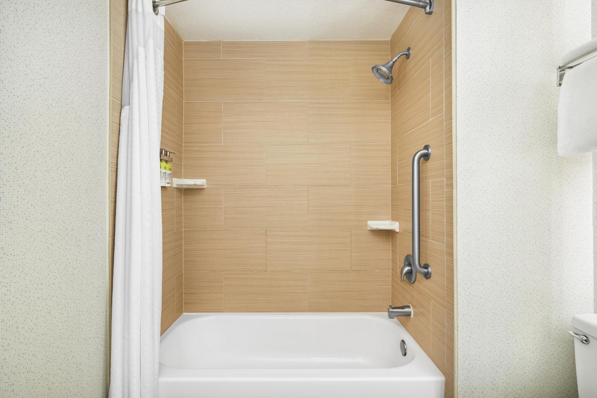Holiday Inn Express & Suites Jacksonville South East - Medical Center Area By Ihg Extérieur photo